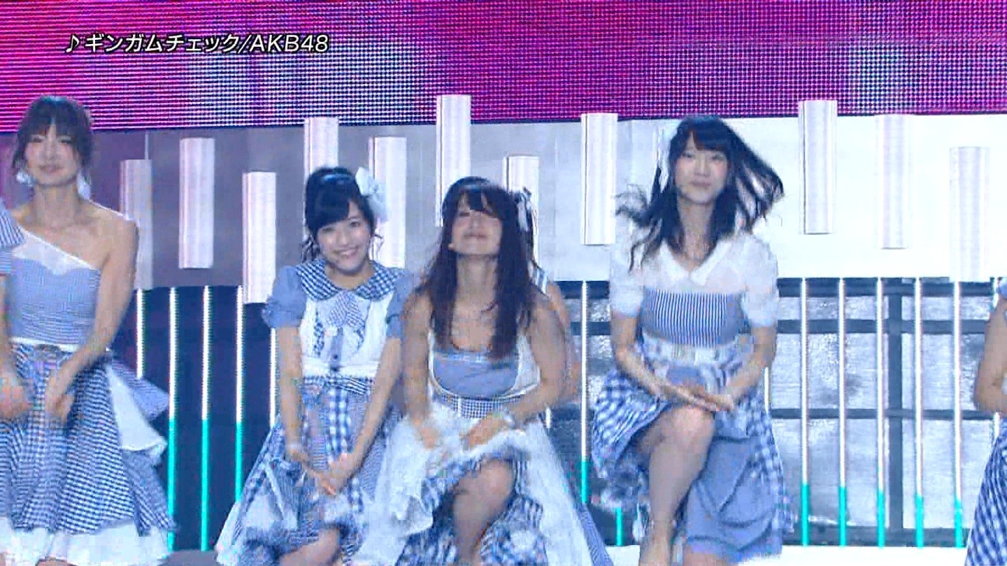 AKB48FNS歌の夏祭りパンチラ画像003