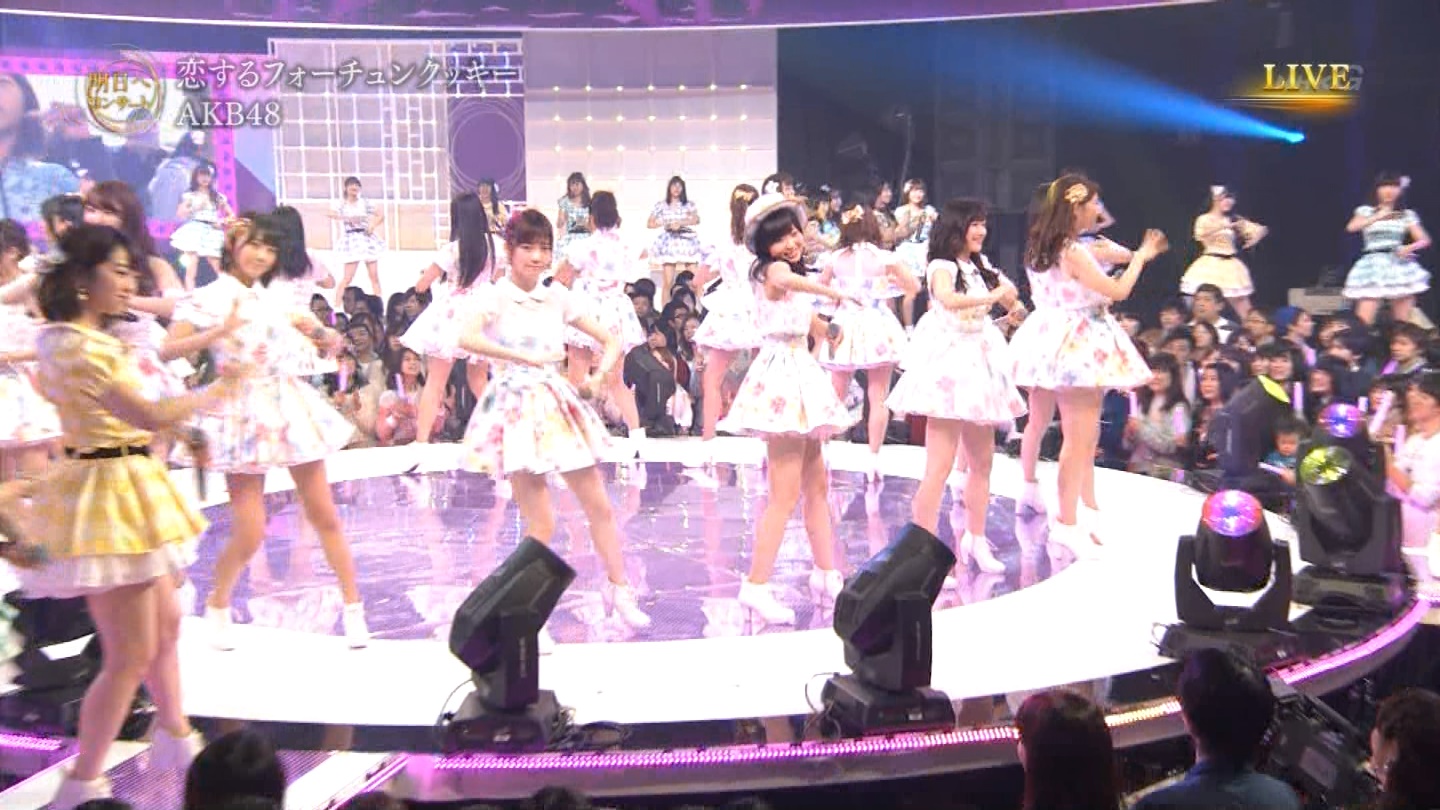 AKB48が震災復興パンチラライブ019