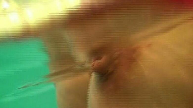 水着ポロリ エロ動画像101枚！ビキニ女子の巨乳おっぱいに乳首ポロリ ハプニングがエロくて抜ける!!047枚目