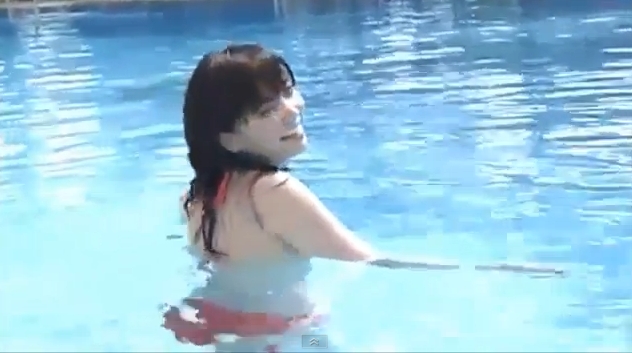 倉科カナちゃんの水着が可愛い動画008