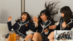 アイドルがパンチラする瞬間をGIFでお届け!013
