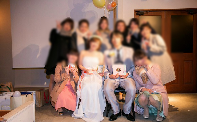 結婚式 パンチラ!参加している友だちとかのパンツが抜けちゃいます♡逆さ撮りもあるぜ!!010
