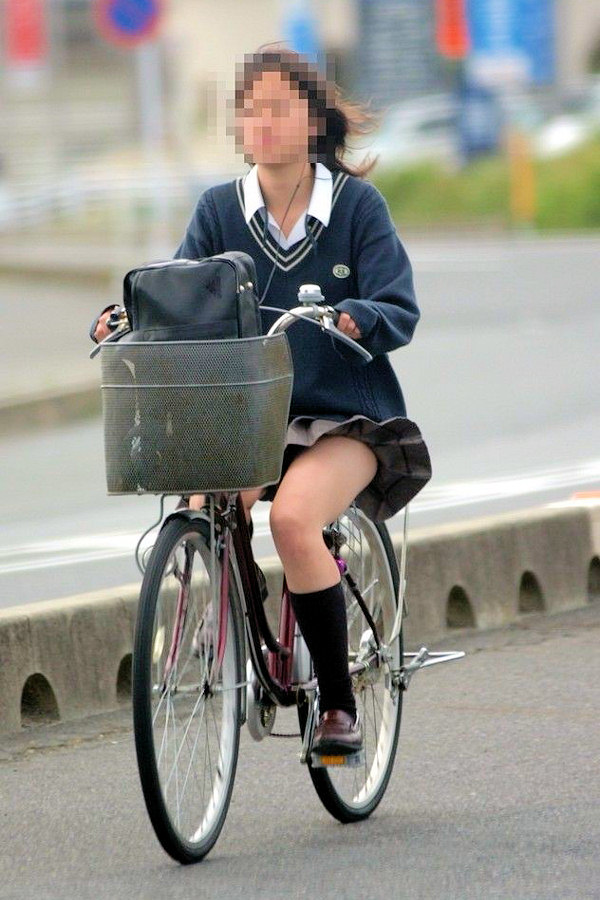 【自転車 パンチラ】チャリチラを久しぶりにうPしてみてた！ヾ(*´∀｀*)ﾉｷｬｯｷｬ042