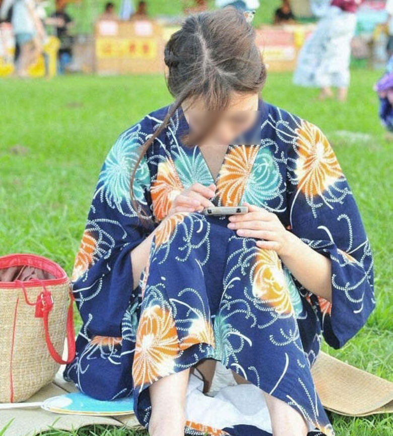 花火大会パンチラ エロ画像003