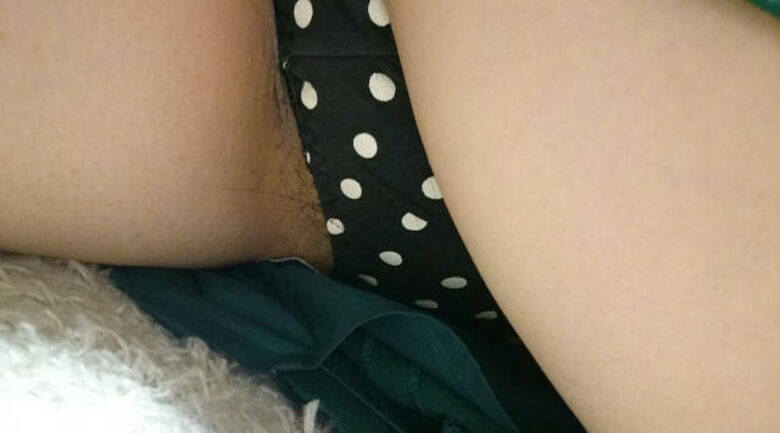 ハミ毛 パンチラ画像!エロい女子のマン毛にパンツ♡収まらない陰毛たちをまとめてみたぜ!!019
