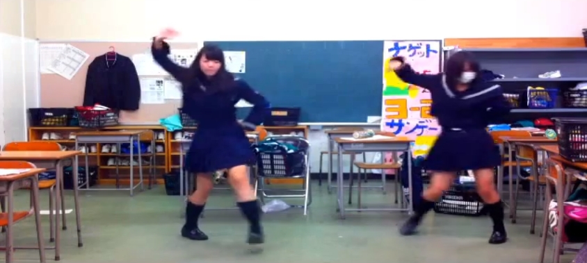 【動画】JK2人でスイートマジック踊ってみた009
