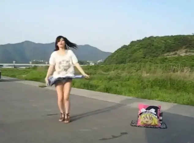 素人さんたちが踊ってみまくってみました003