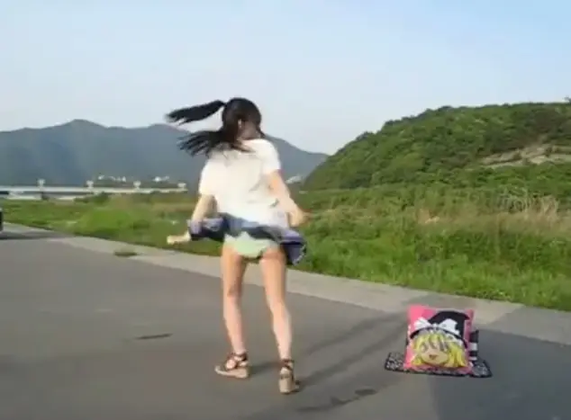 素人さんたちが踊ってみまくってみました005