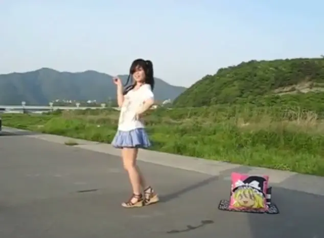 素人さんたちが踊ってみまくってみました008