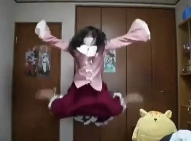 素人さんたちが踊ってみまくってみました011