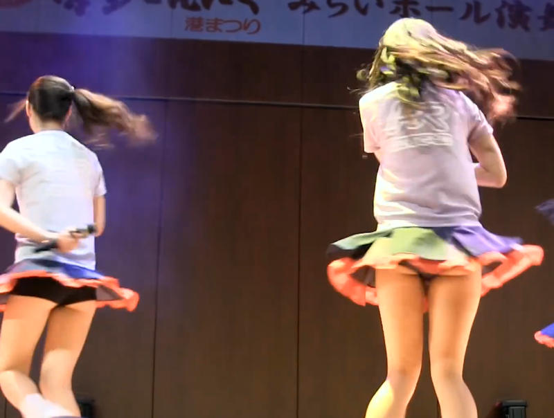 アイドル パンチラ画像!ご当地アイドルのパンツが丸見え♡これ狙ってるよね??006
