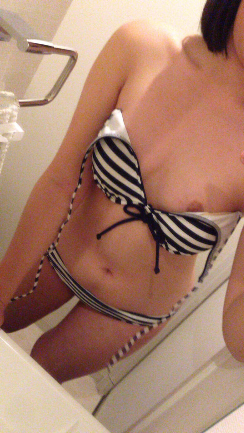 おっぱいポロリ エロ画像!盗撮・流出で露になった素人女性たちの乳首たち💕大量にまとめてみたぜ!!141