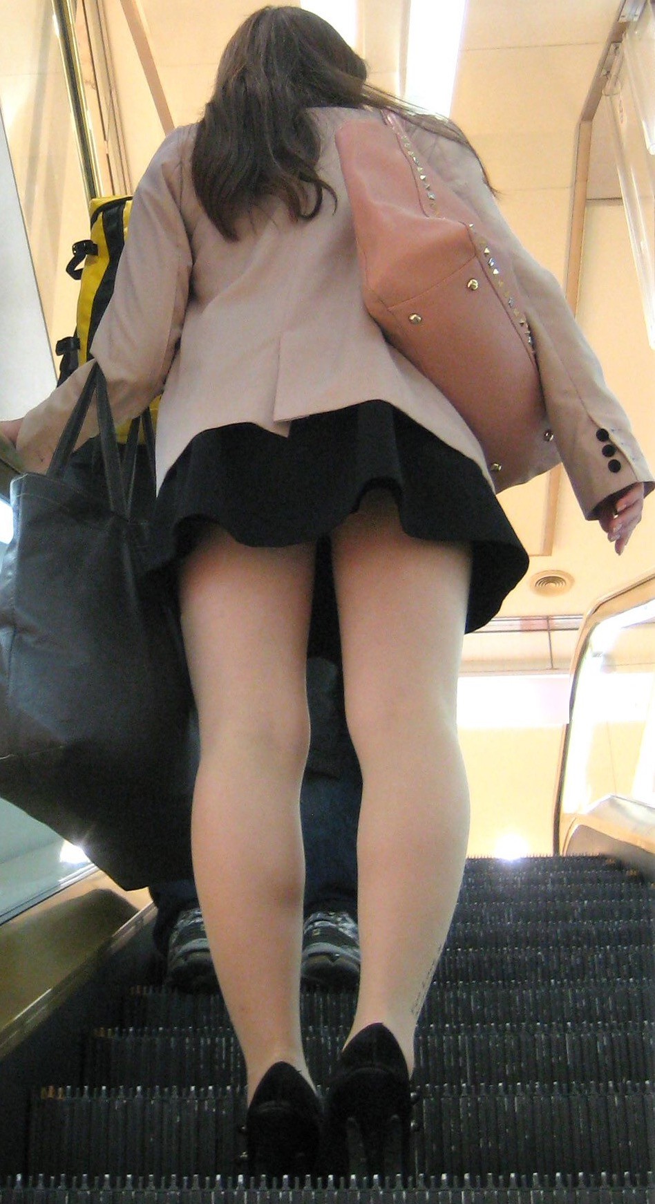 デパート パンチラ画像が抜ける♡エロい総合百貨店盗撮パンツ集87枚だぜ!!036枚目