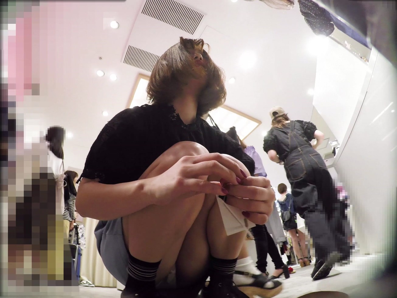 デパート パンチラ画像が抜ける♡エロい総合百貨店盗撮パンツ集87枚だぜ!!060枚目