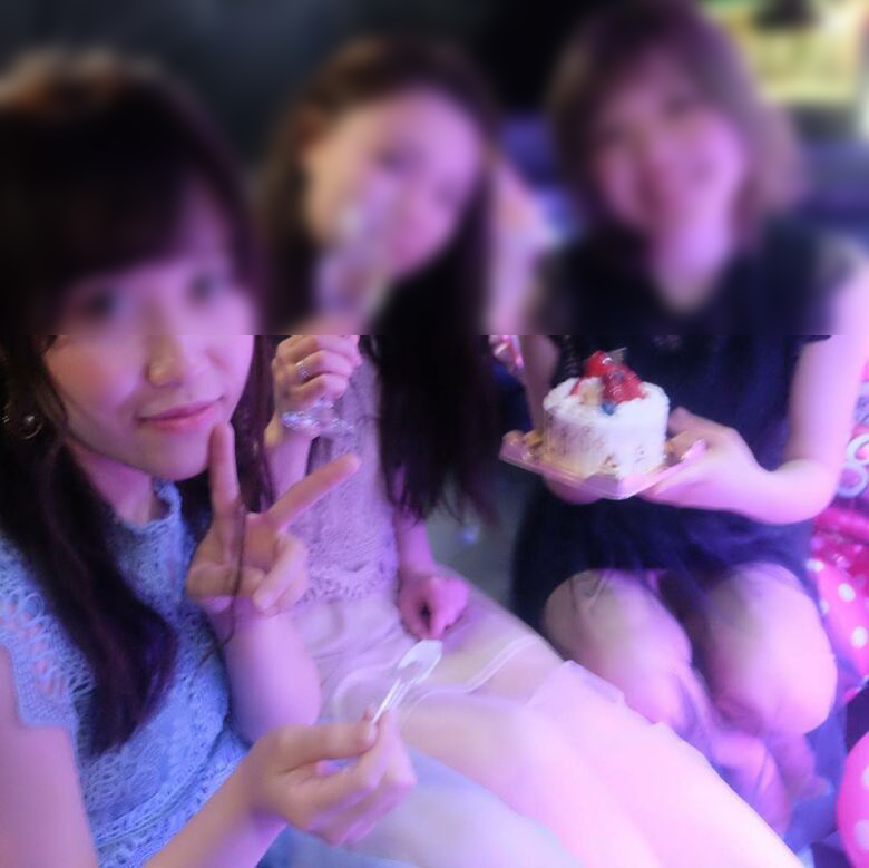 パーティドレス パンチラ画像だぜ!チラッと見えるパンツに大興奮しちゃいます♡007