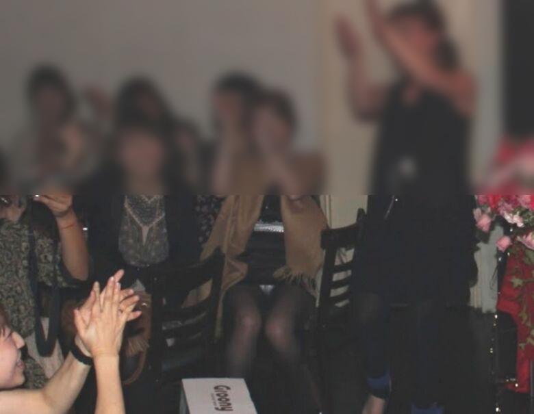 パーティドレス パンチラ画像だぜ!チラッと見えるパンツに大興奮しちゃいます♡018