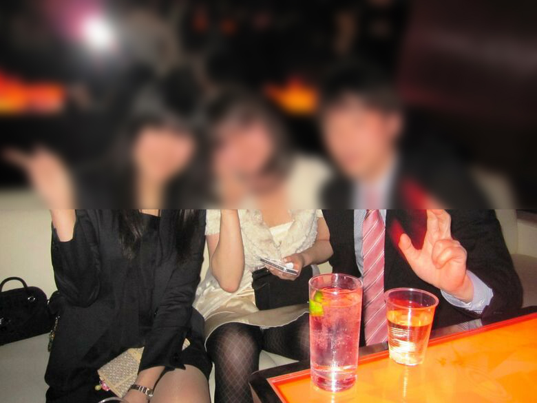 パーティドレス パンチラ画像だぜ!チラッと見えるパンツに大興奮しちゃいます♡023