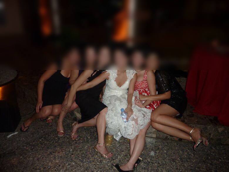 パーティドレス パンチラ画像だぜ!チラッと見えるパンツに大興奮しちゃいます♡026