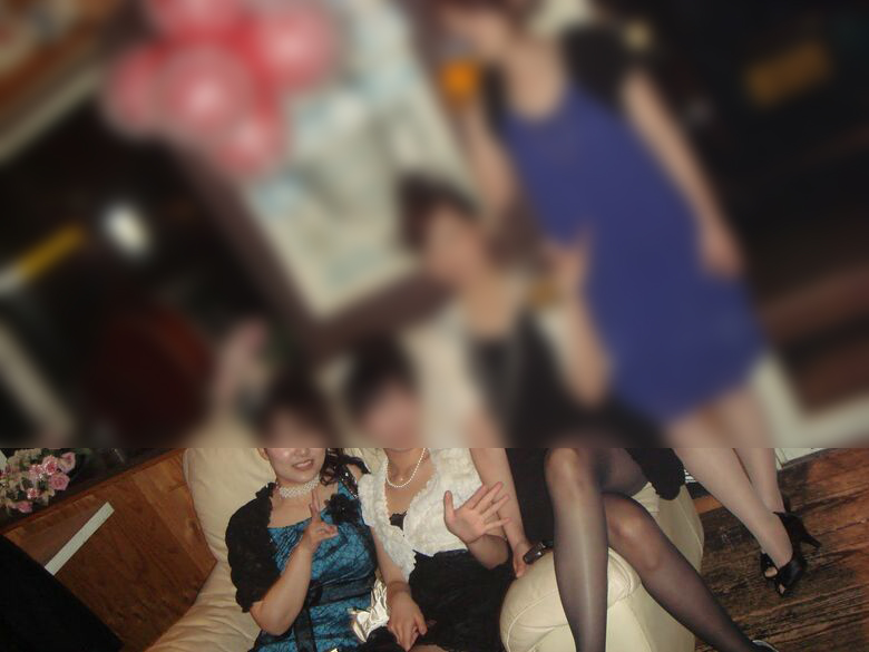 パーティドレス パンチラ画像だぜ!チラッと見えるパンツに大興奮しちゃいます♡038