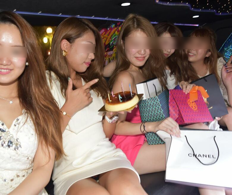 パーティドレス パンチラ画像だぜ!チラッと見えるパンツに大興奮しちゃいます♡042