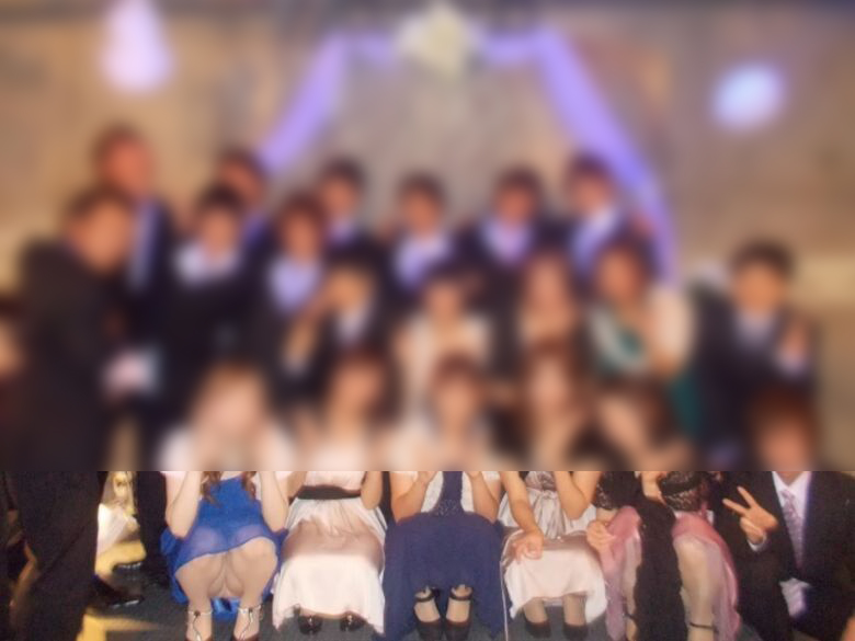 パーティドレス パンチラ画像だぜ!チラッと見えるパンツに大興奮しちゃいます♡049