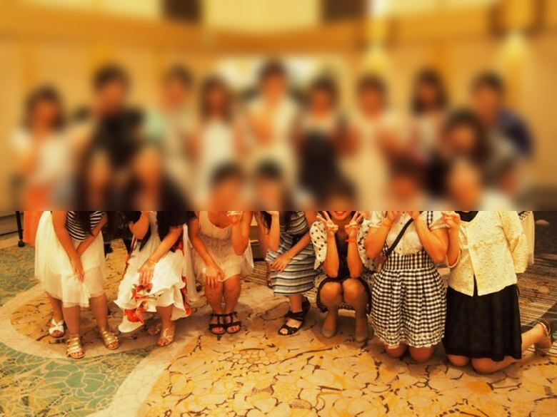 パーティドレス パンチラ画像だぜ!チラッと見えるパンツに大興奮しちゃいます♡050