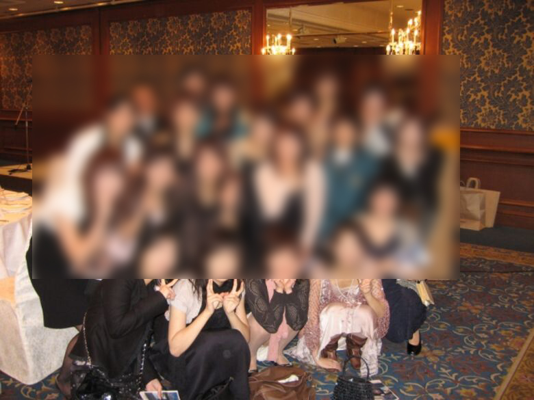 パーティドレス パンチラ画像だぜ!チラッと見えるパンツに大興奮しちゃいます♡054