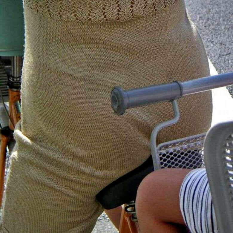 自転車 パンチラ画像!JK・OLお姉さんの隠し撮り盗撮パンツ♡朝からこんなの見たら勃起不回避だぜ!!166