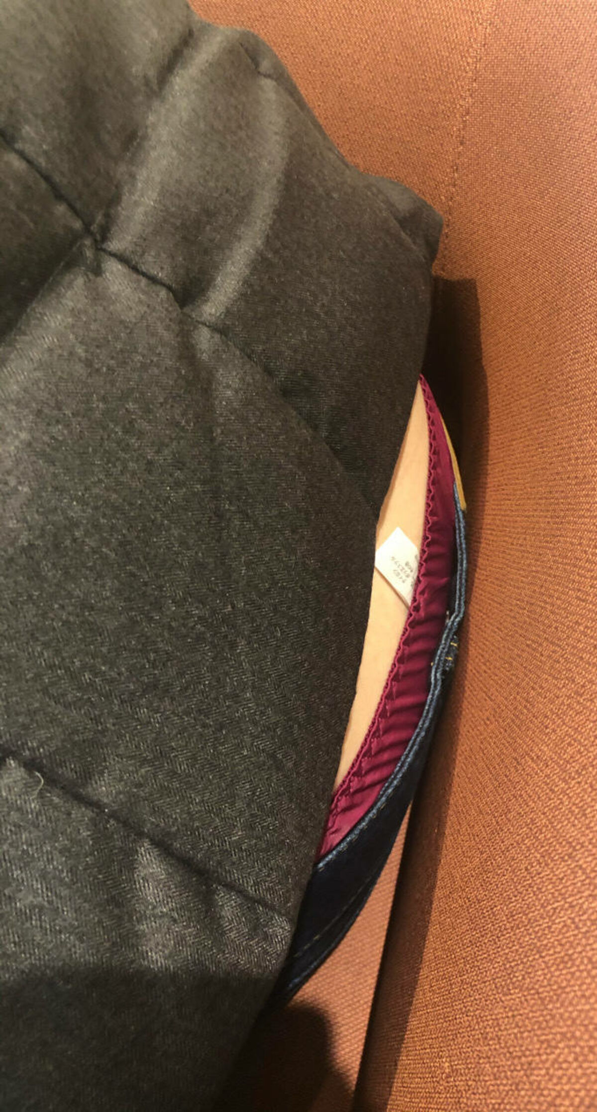 ケツ穴見せたいんか?ってくらいのローライズ素人盗撮まとめみたぜ!029