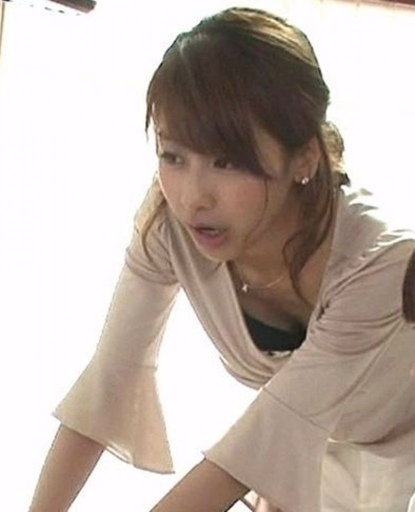 加藤綾子 パンチラ!カトパンのエロいデルタゾーン♡貴重なお宝画像をまとめてみたぜ!!【動画あり】051