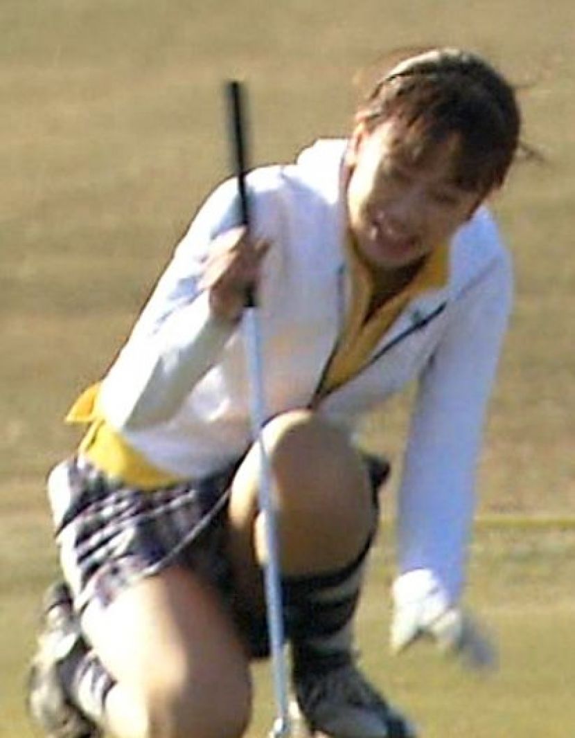 加藤綾子📺パンチラ画像！カトパンのエロいデルタゾーン♡貴重なお宝画像をまとめてみたぜ!!【動画あり】018