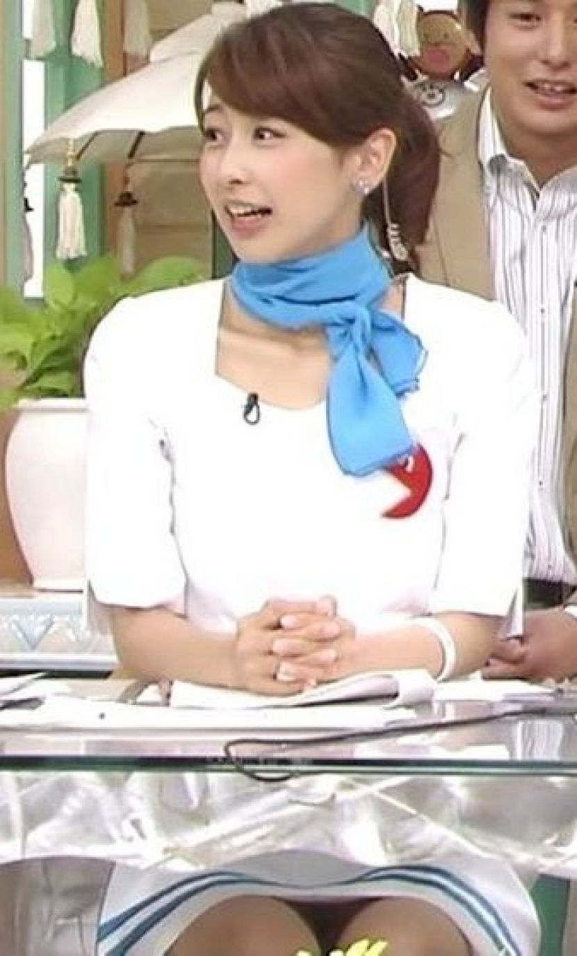 加藤綾子📺パンチラ画像！カトパンのエロいデルタゾーン♡貴重なお宝画像をまとめてみたぜ!!【動画あり】029