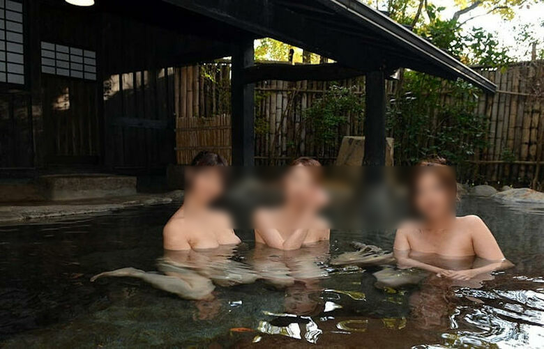 温泉♨️盗撮エロ画像だぜ!リアル素人女性の美乳おっぱいに乳首を大放出♡露天風呂・着替え隠し撮りが抜けちゃいます♡102枚目