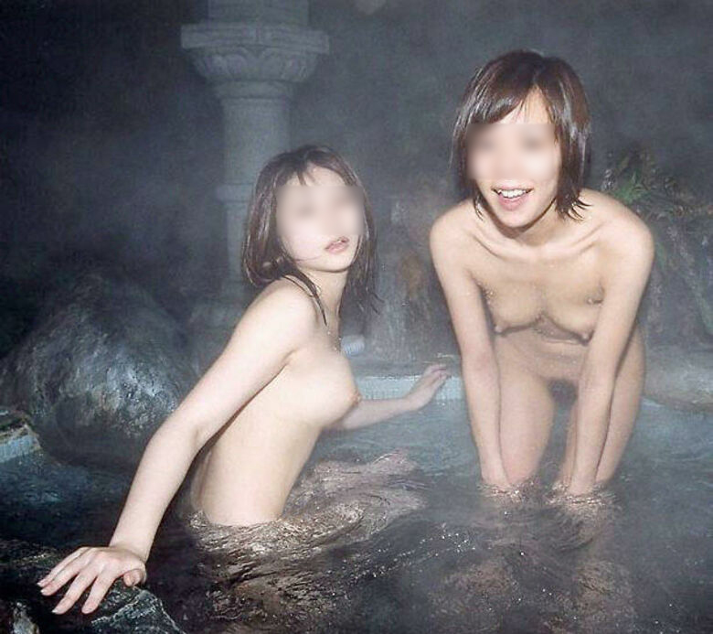 温泉♨️盗撮エロ画像だぜ!リアル素人女性の美乳おっぱいに乳首を大放出♡露天風呂・着替え隠し撮りが抜けちゃいます♡129枚目