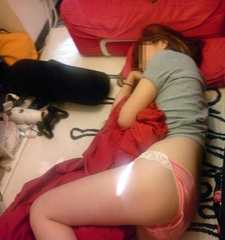 家庭内 盗撮エロ画像!素人女性の流出パンツにお尻♡家の中でしか見れないものをここに晒します㊙️067
