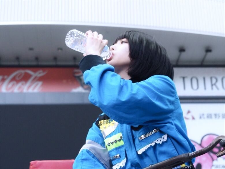 あのちゃん 始球式⚾パンチラ 画像や動画で徹底解説するぜ!グラビア写真集もエロくて抜けちゃいます♡167