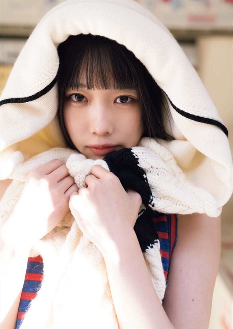 あのちゃん 始球式⚾パンチラ 画像や動画で徹底解説するぜ!グラビア写真集もエロくて抜けちゃいます♡218