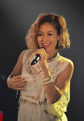 BENI エロ画像010