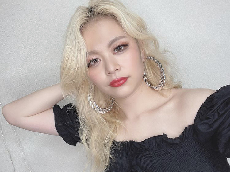 エルフ荒川 エロ動画像27枚!巨乳おっぱい お宝パンツや太もも 自撮りがセクシーで抜ける!!010枚目