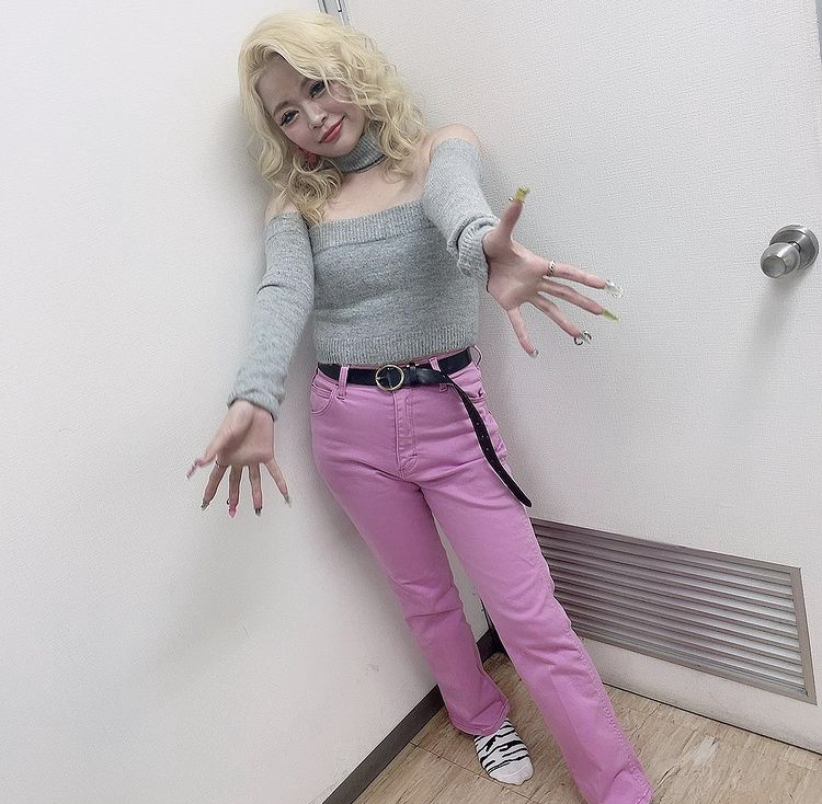 エルフ荒川 エロ動画像27枚!巨乳おっぱい お宝パンツや太もも 自撮りがセクシーで抜ける!!014枚目
