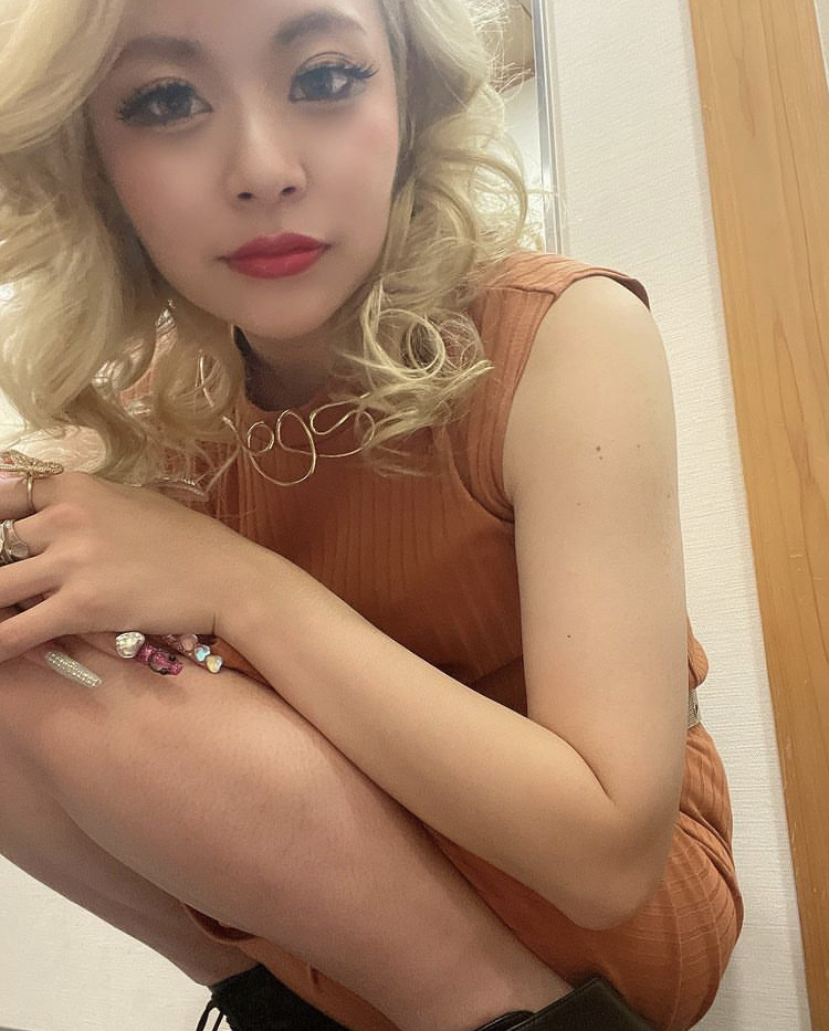 エルフ荒川 エロ動画像27枚!巨乳おっぱい お宝パンツや太もも 自撮りがセクシーで抜ける!!023枚目