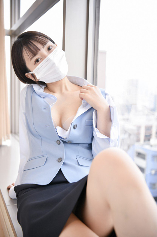 丸の内OLレイナ エロ動画と画像だぜ!超エッチなセミヌード♡セックス・オナニーもエロすぎてAVよりも断然抜けるぜ!!020枚目