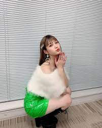 めるる パンチラがエロいデルタゾーンだぜ!写真集もセクシーで抜けちゃいます♡049