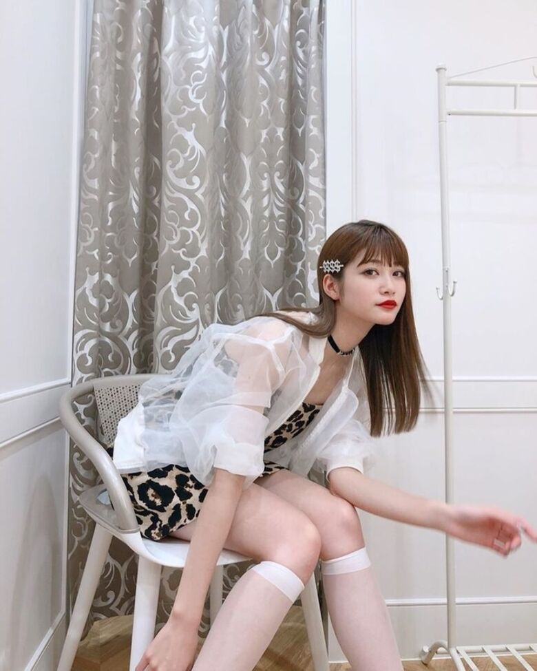 めるる パンチラがエロいデルタゾーンだぜ!写真集もセクシーで抜けちゃいます♡077