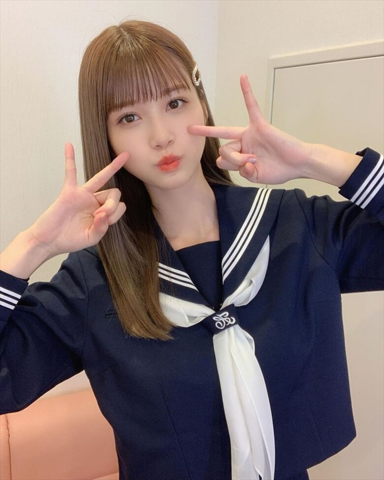 めるる パンチラがエロいデルタゾーンだぜ!写真集もセクシーで抜けちゃいます♡092