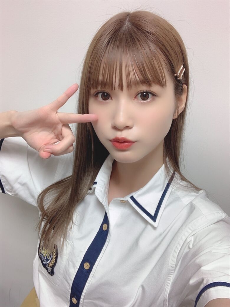 めるる パンチラがエロいデルタゾーンだぜ!写真集もセクシーで抜けちゃいます♡095
