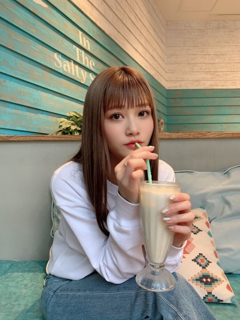 めるる パンチラがエロいデルタゾーンだぜ!写真集もセクシーで抜けちゃいます♡103
