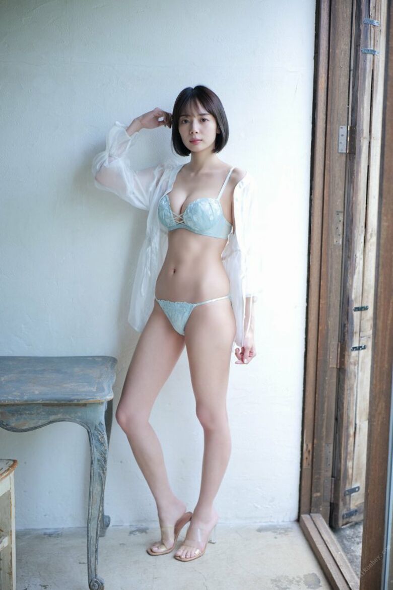岡田紗佳 グラビア!抜ける役満ボディ!!巨乳おっぱいに水着ビキニもエロいっす♡028