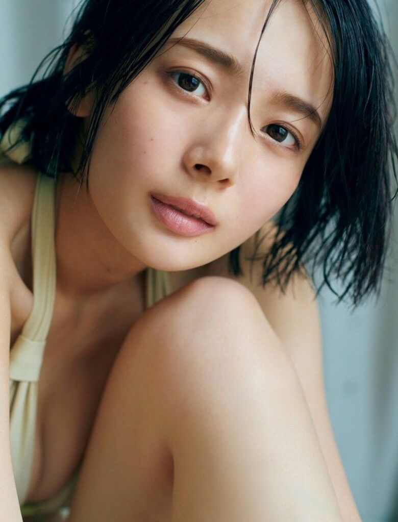 岡田紗佳 グラビア!抜ける役満ボディ!!巨乳おっぱいに水着ビキニもエロいっす♡268