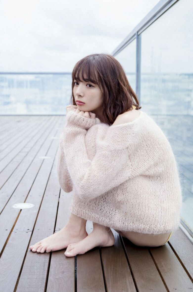 岡田紗佳 グラビア!抜ける役満ボディ!!巨乳おっぱいに水着ビキニもエロいっす♡316